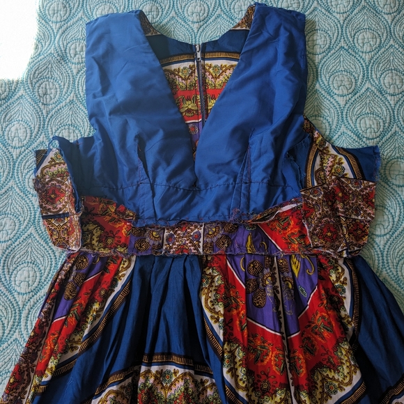 Vintage 70s vibrant print maxi dress - Picture 11 of 14